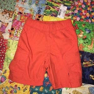 Brand new with tags size 2t boy super cute orange shorts 🩳